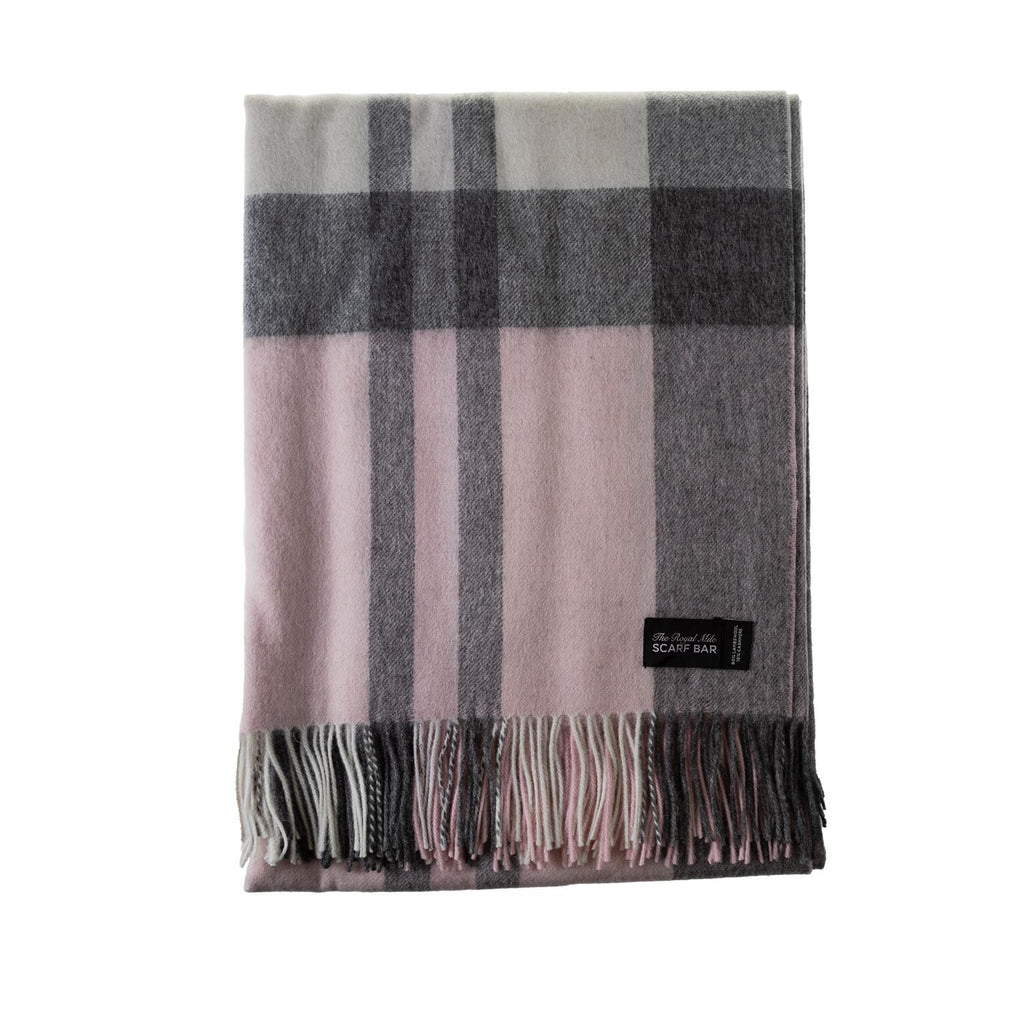 Chequer Cashmere Blend Blanket  Exploded Chalk