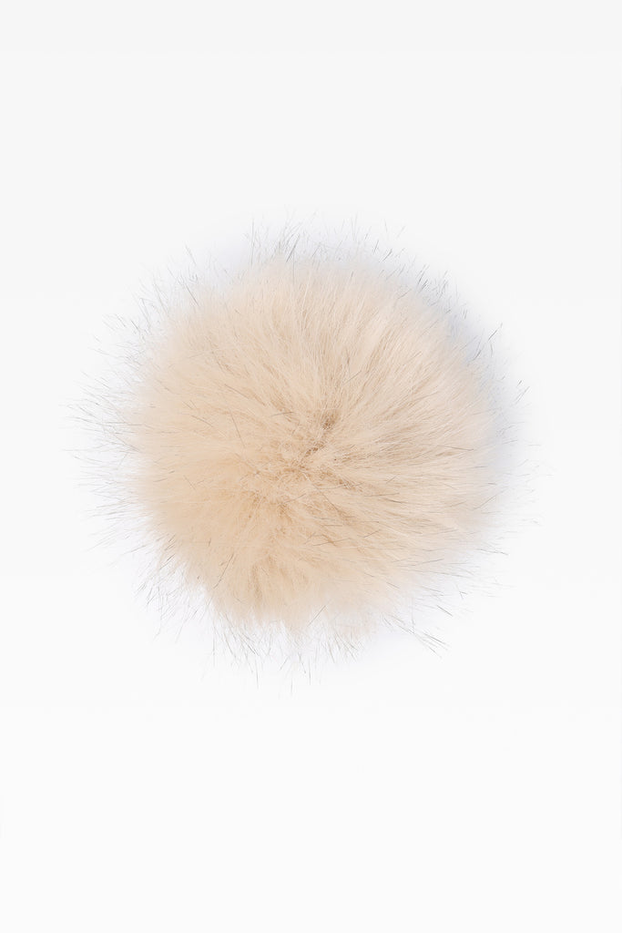 100% Faux Fur Pom Pom Light Taupe