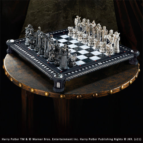 Harry Potter - Final Challenge Chess Set